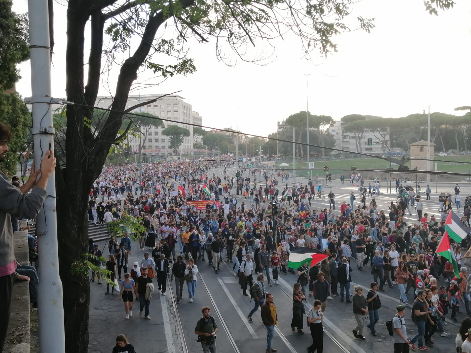 549b65ab-59a2-410e-a663-42de06c190ea