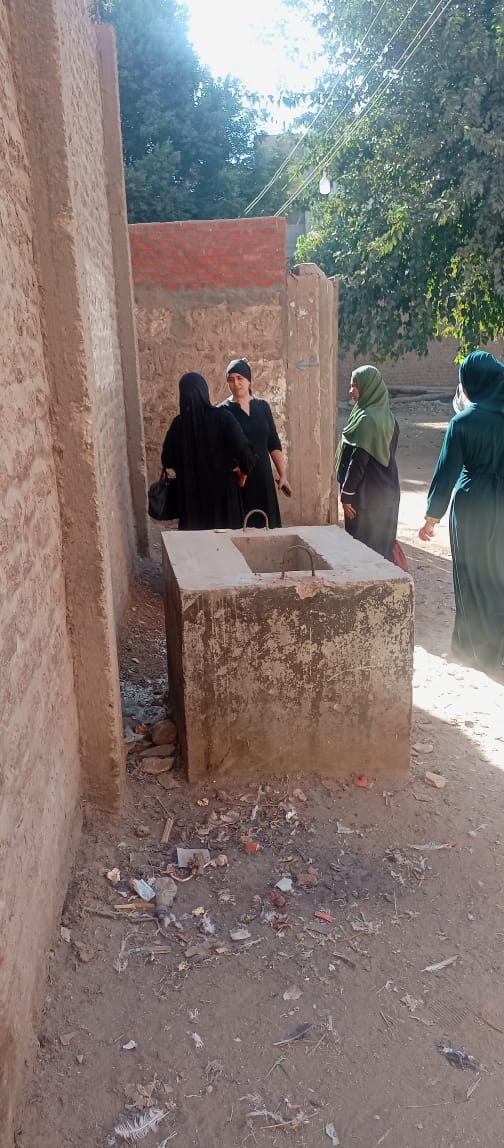 جانب من فعاليات حملة طرق الأبواب 