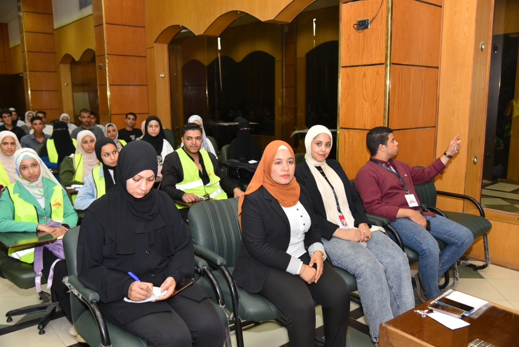 جانب من اللقاء الطلابي بجامعة اسيوط