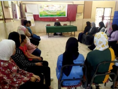 ندوة تثقيفية في مركز شباب حى السلام بمنفلوط