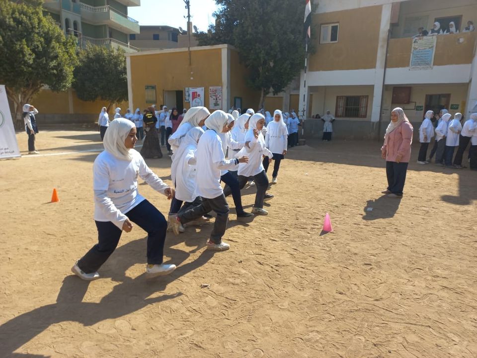 انطلاق فعاليات معسكر برنامج الرياضة من أجل التنمية بمدرسة الاعداديه الجديدة بمنفلوط