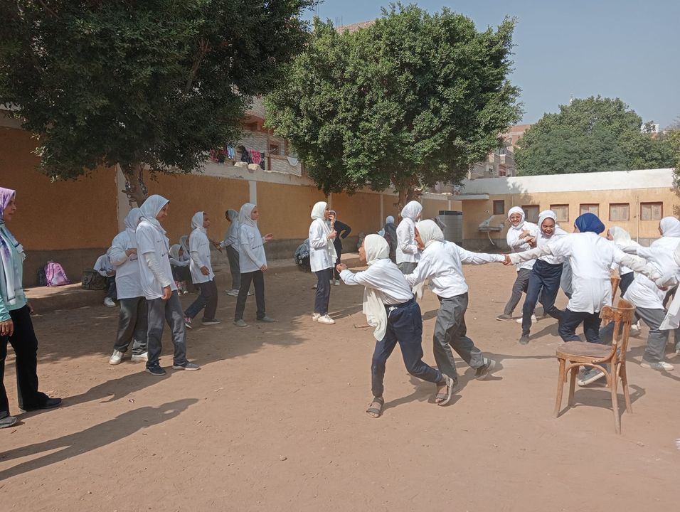 ختام فعاليات معسكرات برنامج الرياضة من أجل التنمية بمدرسة الاعداديه الجديدة بمنفلوط