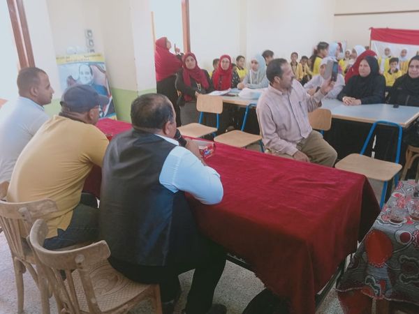 جانب من محاضرة ثقافية نظمها بيت ثقافة القصر بالوادي الجديد