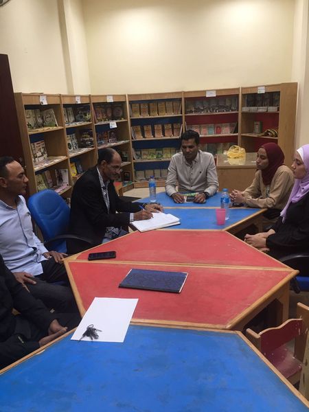 جانب من أمسية شعرية لنادي أدب الداخلة