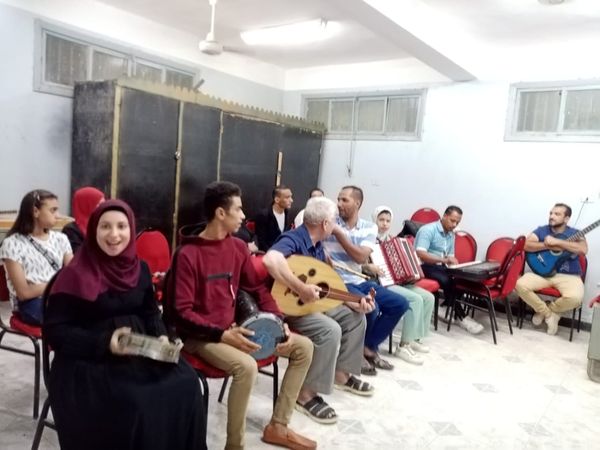 جانب من عرض فنى لفرقة الموسيقى العربية