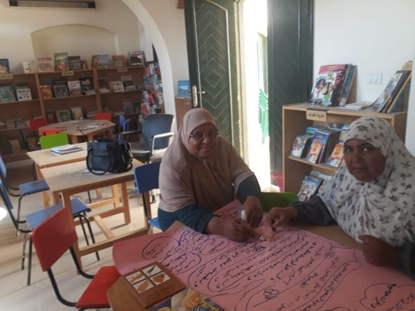 مجلة حائط تدشنها مكتبة الطفل والشباب في باريس بالوادي الجديد