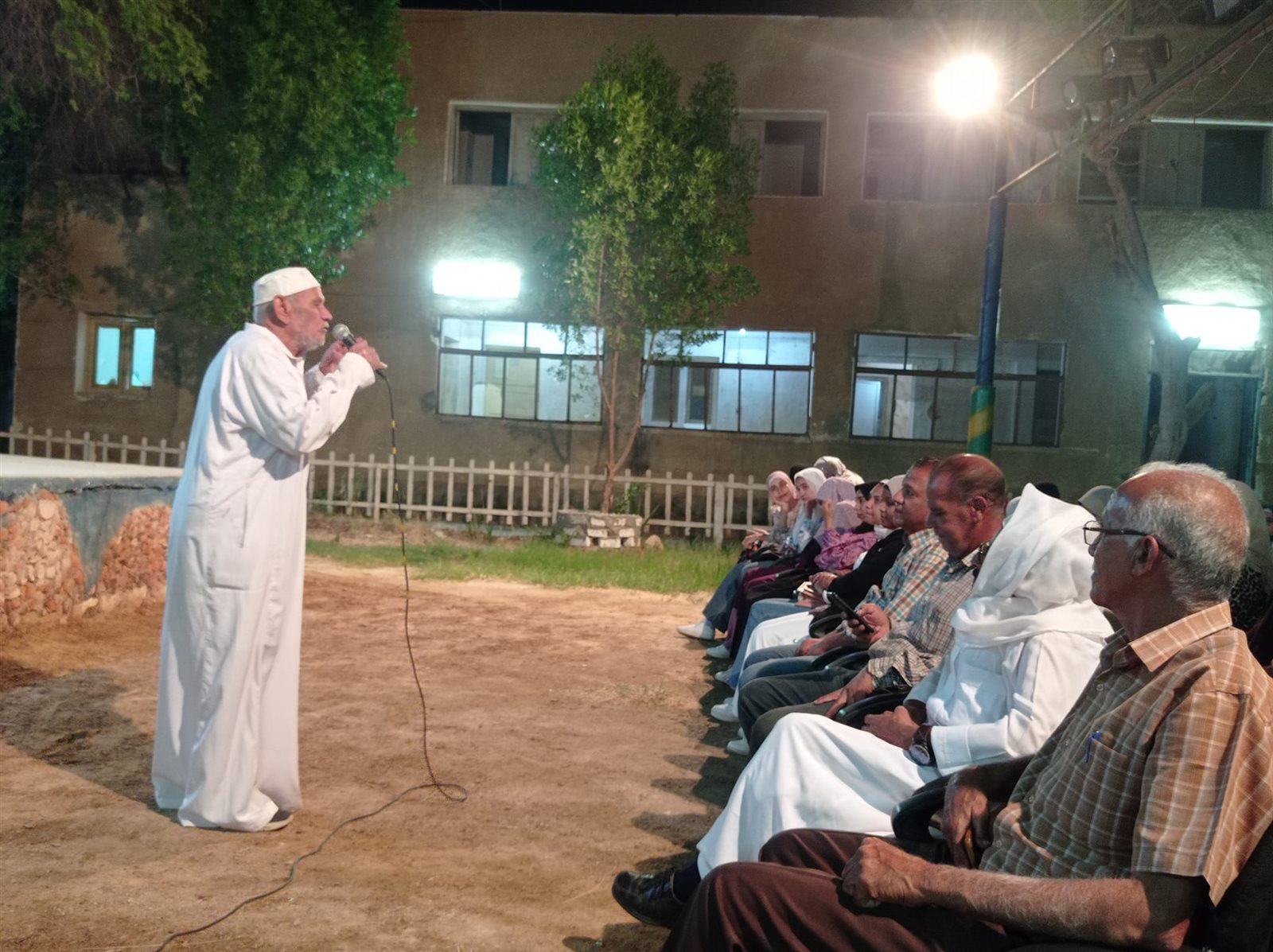 جانب من احتفالية قصر ثقافة الخارجة