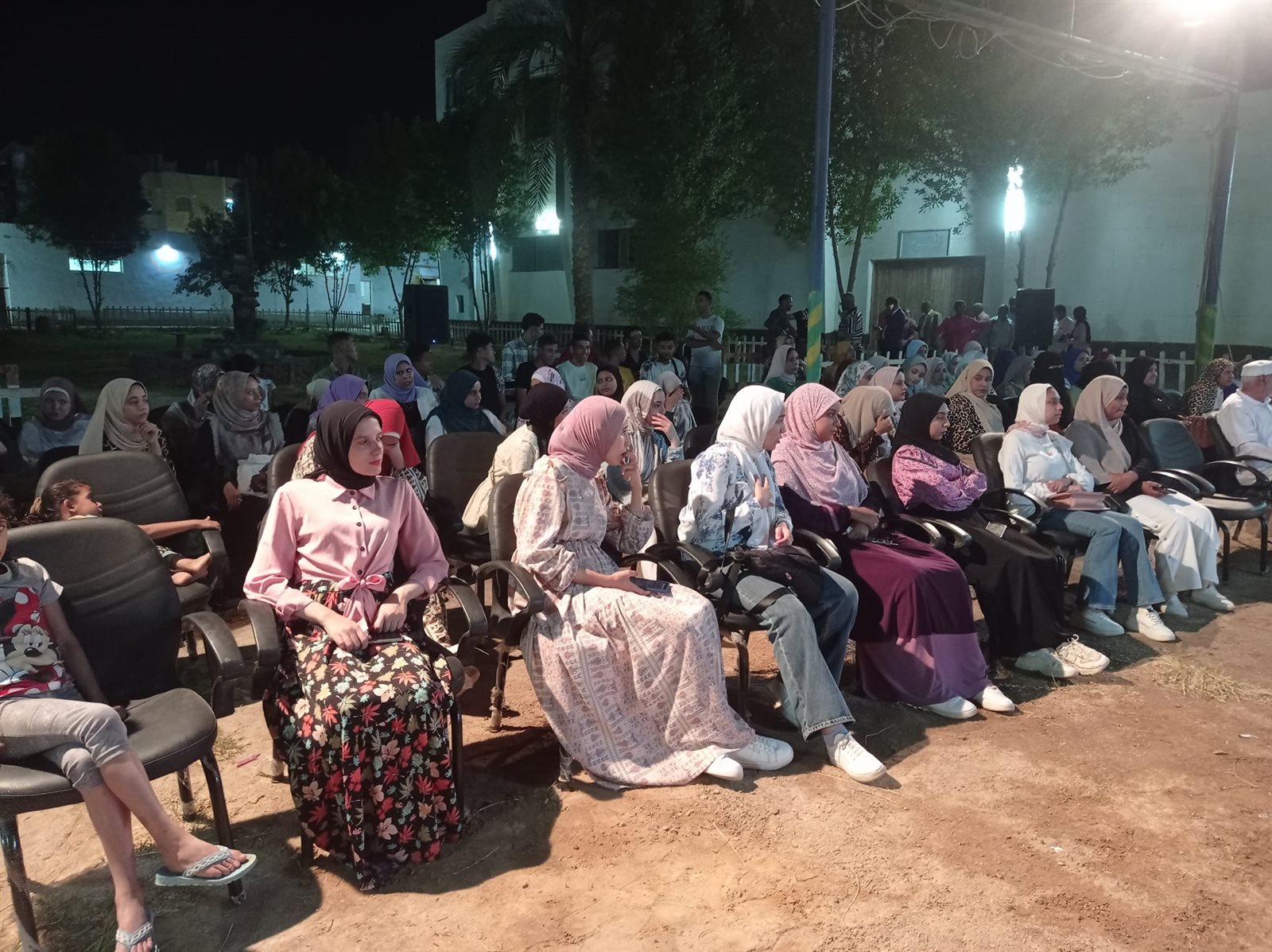 جانب من احتفالية قصر ثقافة الخارجة