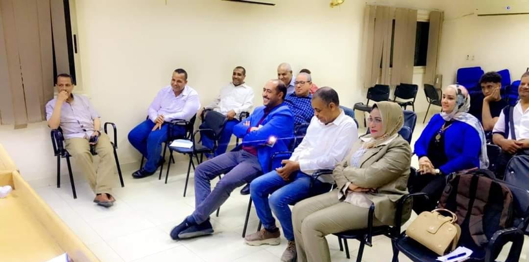 جانب من الأمسية الثقافية