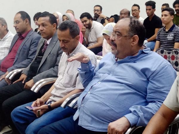 جانب من الأمسية الأدبية