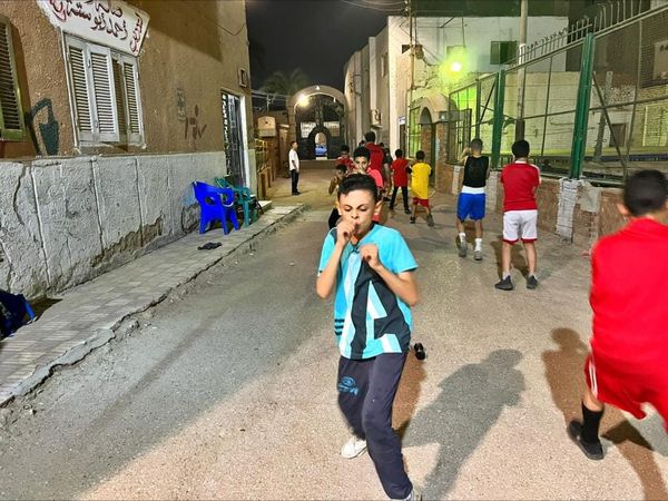 جانب من تدريبات البطل الاولمبي للملاكمة