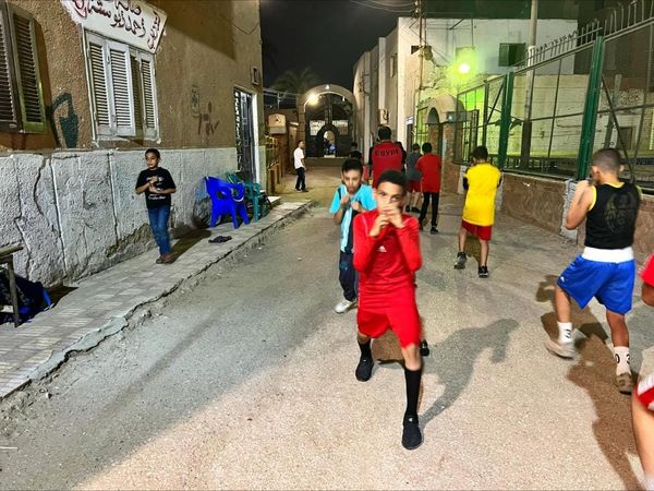 جانب من تدريبات البطل الاولمبي للملاكمة