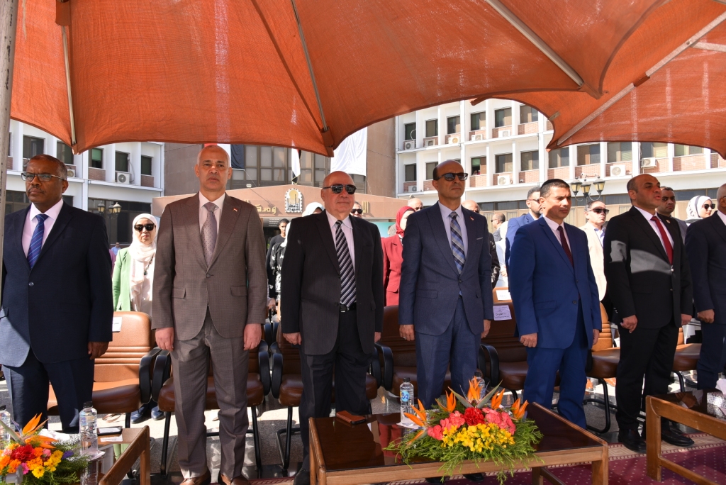 جانب من فعاليات المنتدى البيئي الثاني