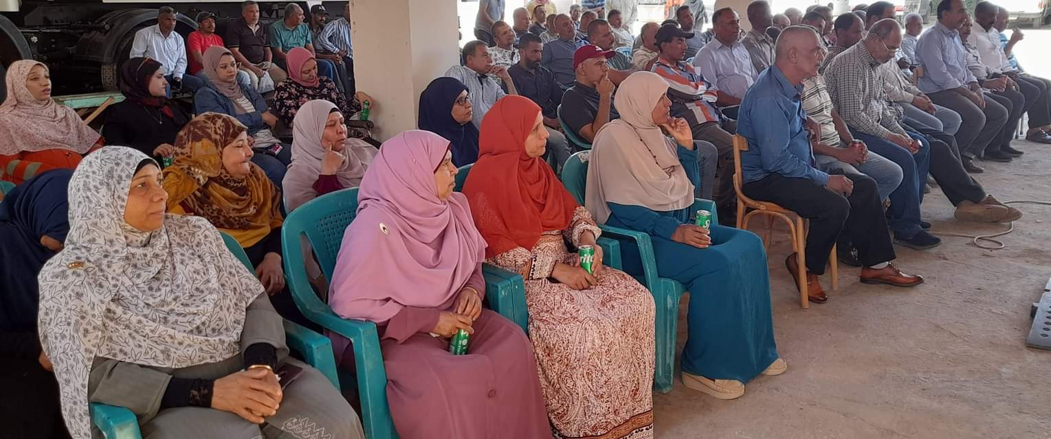 جانب من ندوة مركز إعلام الخارجة