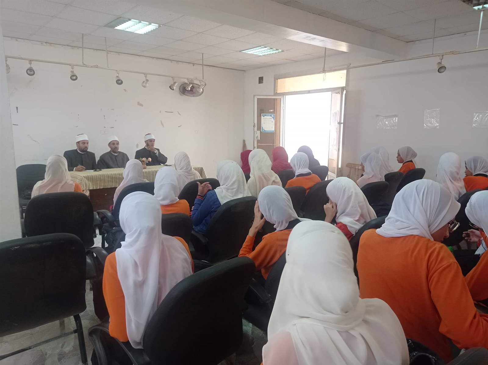 جانب من الندوة التثقيفية 