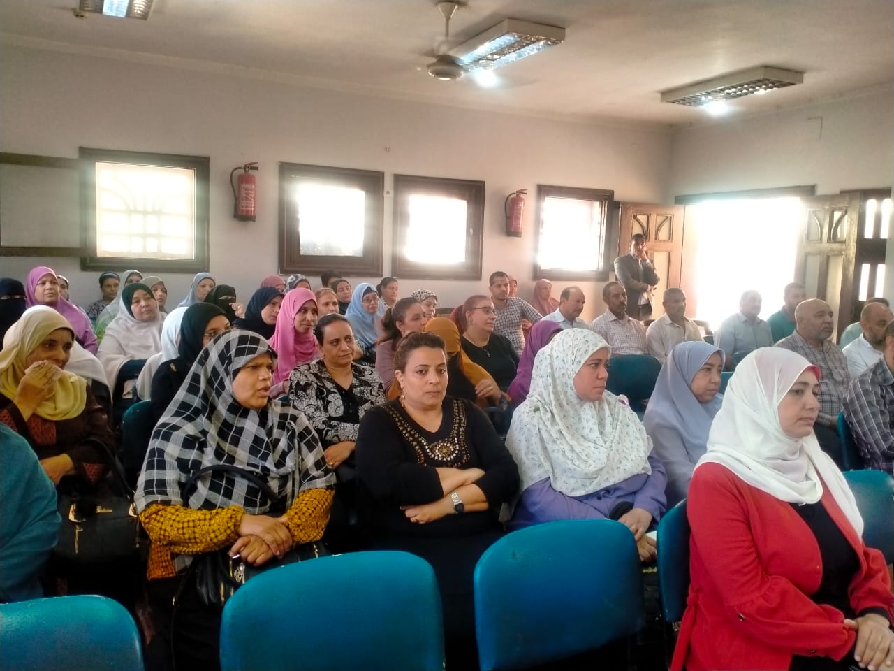 جانب من الندوة