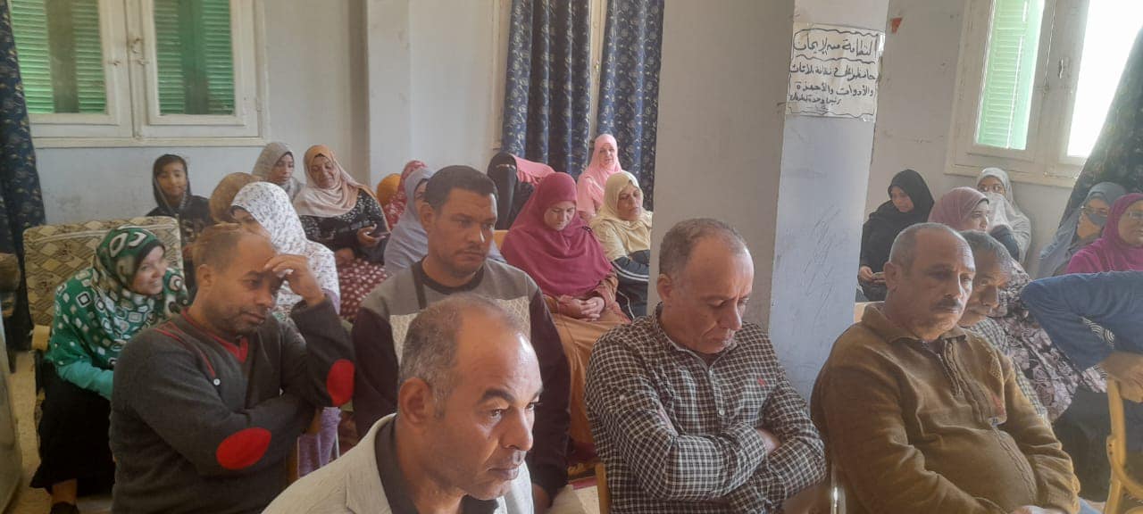 جانب من ضيوف الندوة