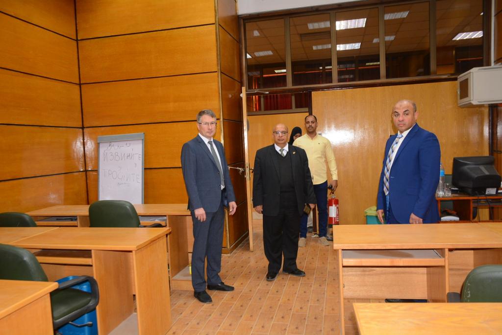 جانب من الزيارة