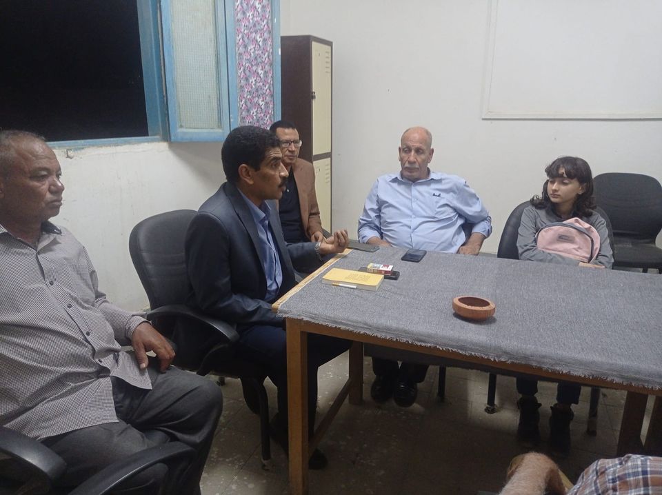 جانب من الأمسية الشعرية