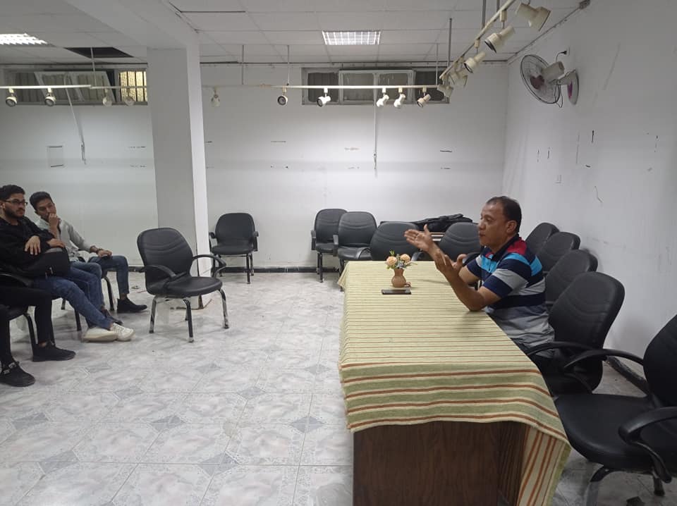 جانب من ضيوف الندوة