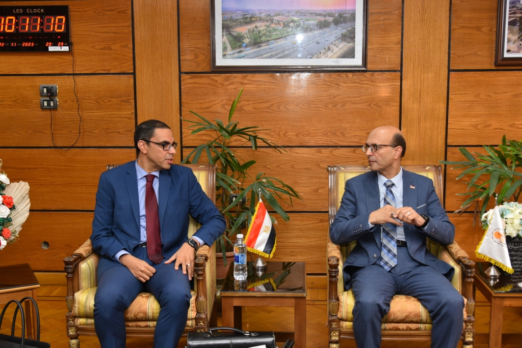 ضيوف جامعة أسيوط