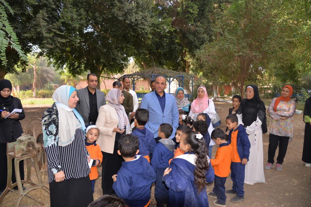 جانب من الزيارة