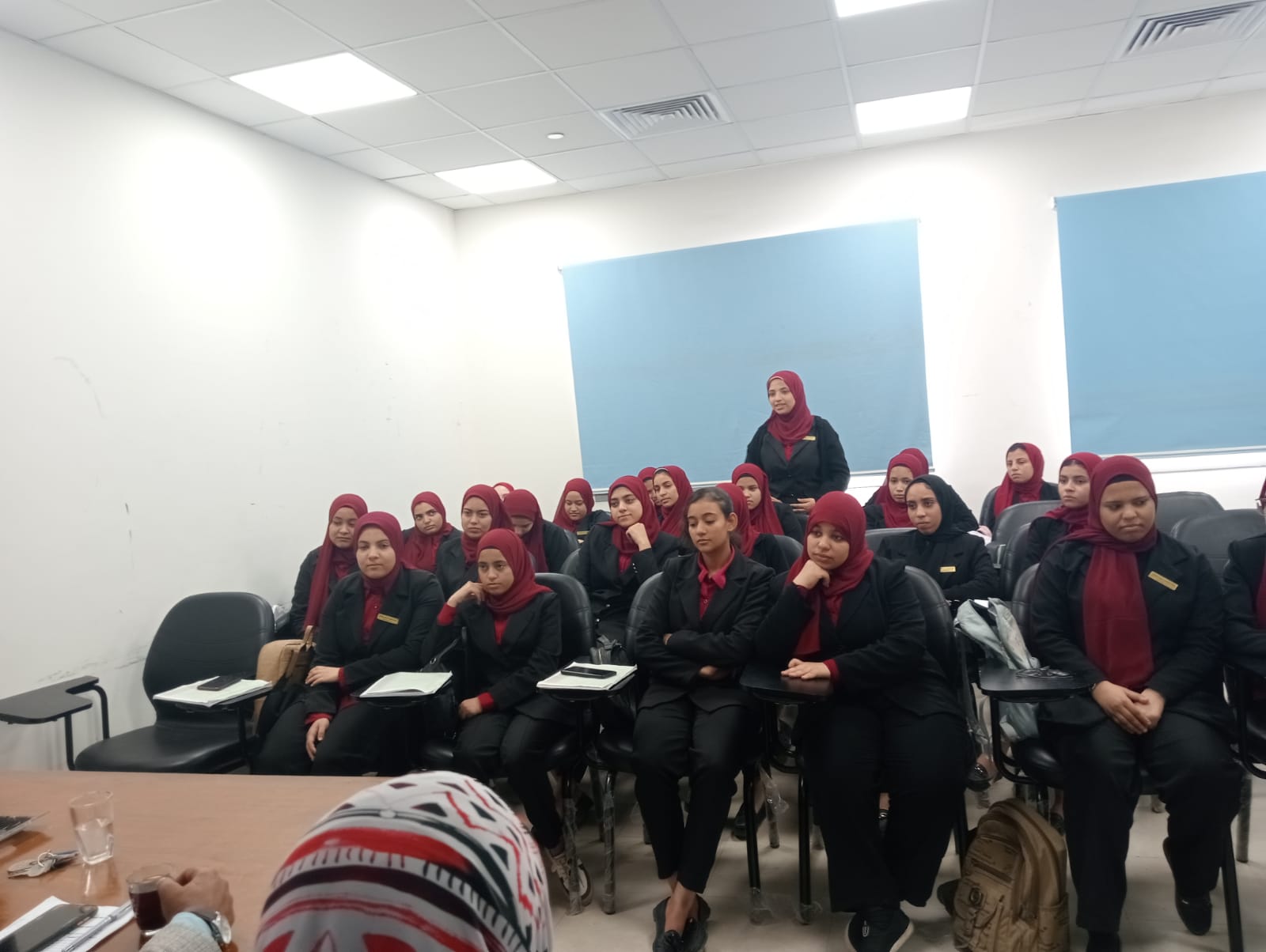 جانب من ضيوف الندوة