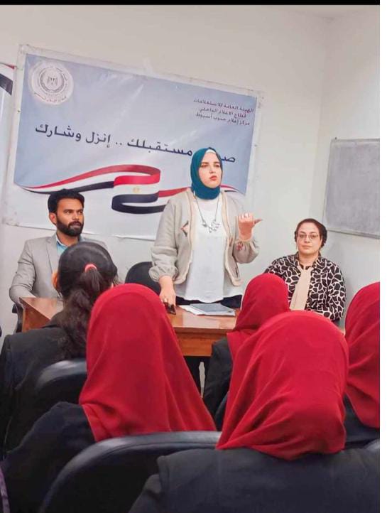 جانب من ضيوف الندوة