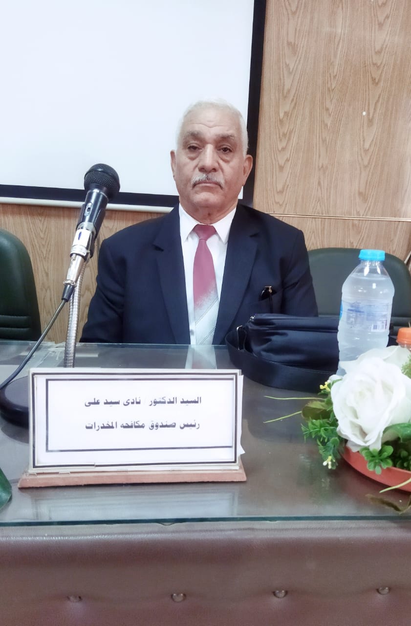 جانب من ضيوف الندوة