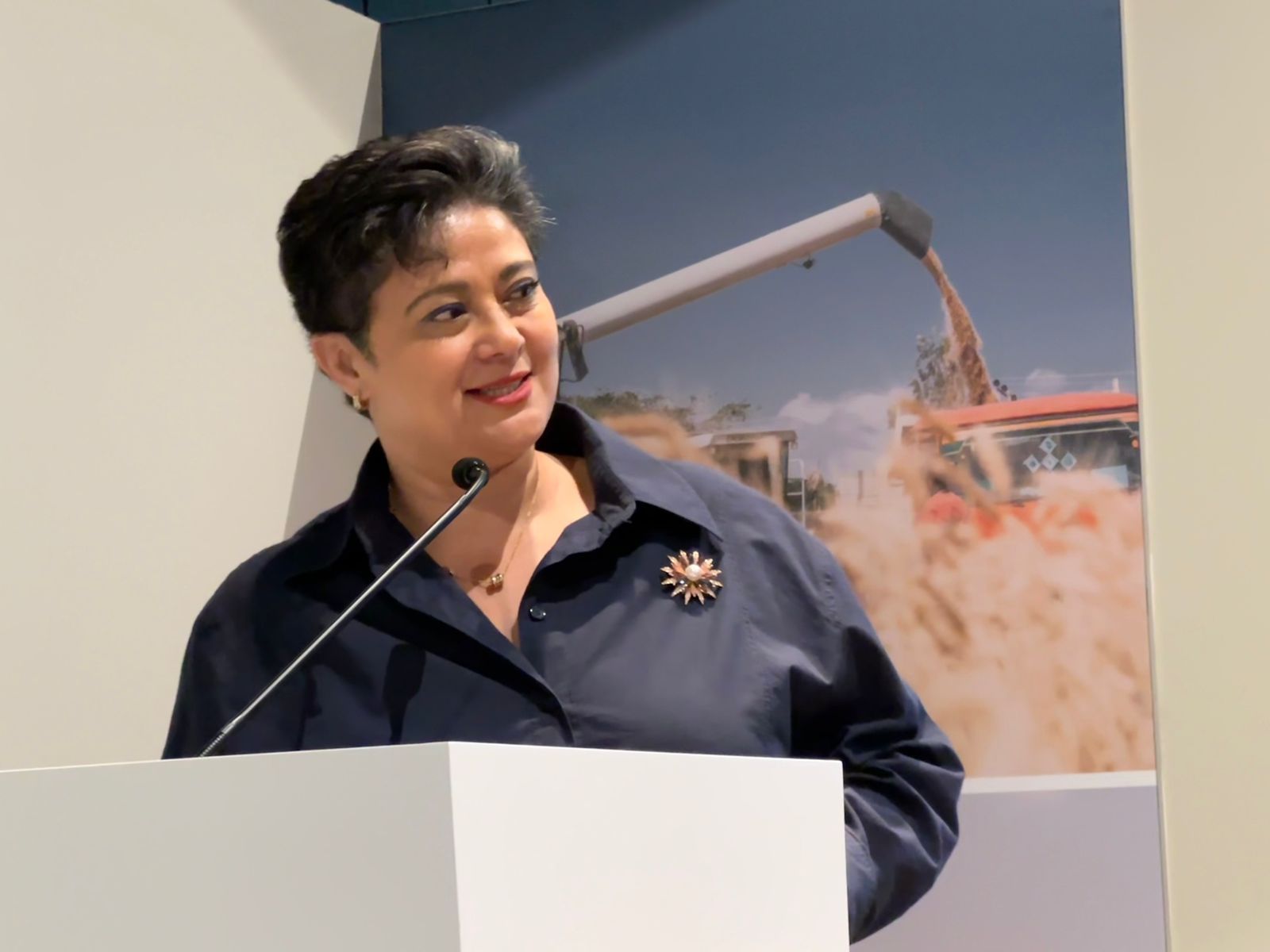 8e8fac76-a871-43c9-90fe-5083d33d6658