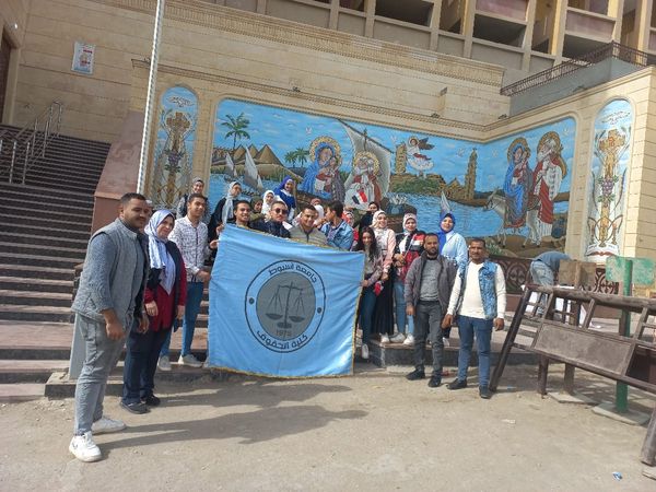 جانب من الزيارة