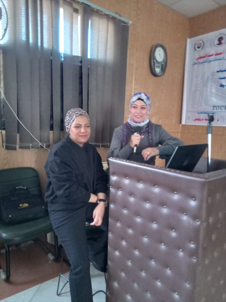 جانب من حضور الندوة