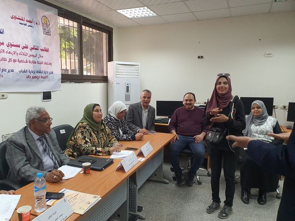 جانب من مسابقة الطالب المثالي والطالبة المثالية