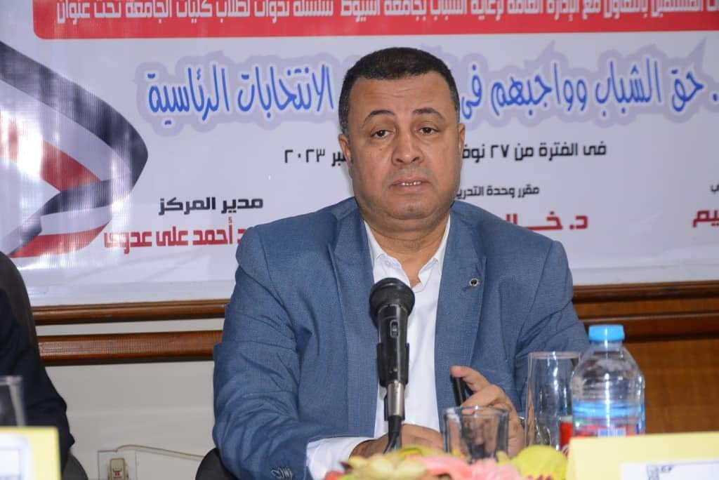 جانب من الندوات