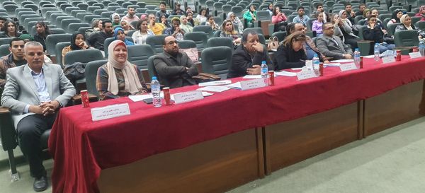 جانب من المهرجان