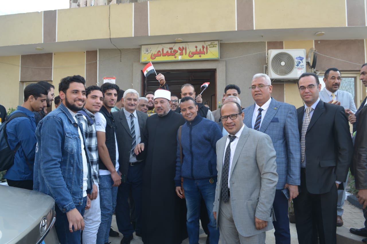 جانب من زيارة الدكتور نائب رئيس جامعة الأزهر للوجة القبلي