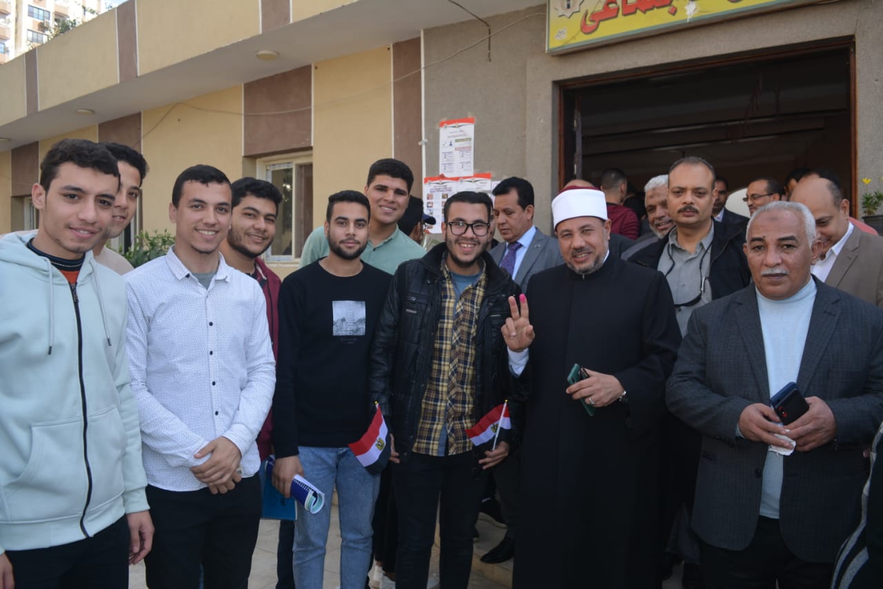 جانب من زيارة الدكتور نائب رئيس جامعة الأزهر للوجة القبلي