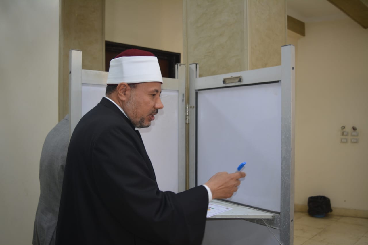جانب من زيارة الدكتور نائب رئيس جامعة الأزهر للوجة القبلي