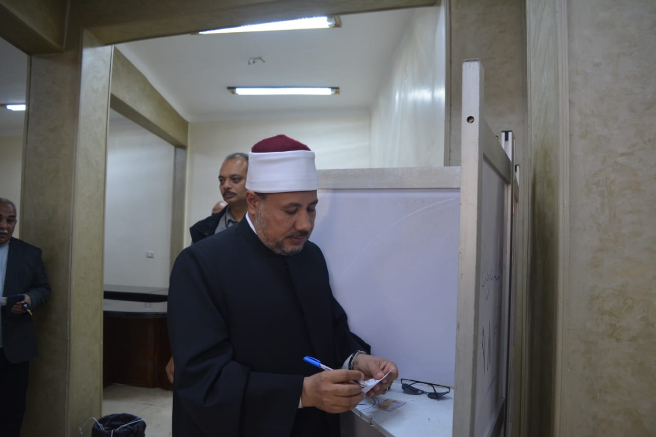 جانب من زيارة الدكتور نائب رئيس جامعة الأزهر للوجة القبلي