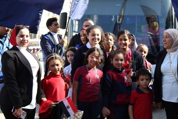 طلاب مدارس النيل المصرية الدولية بأسيوط الحديد