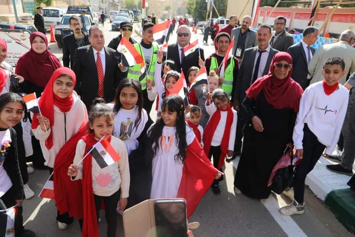 وكيل التعليم بالوادي الجديد أثناء جولته التفقدية