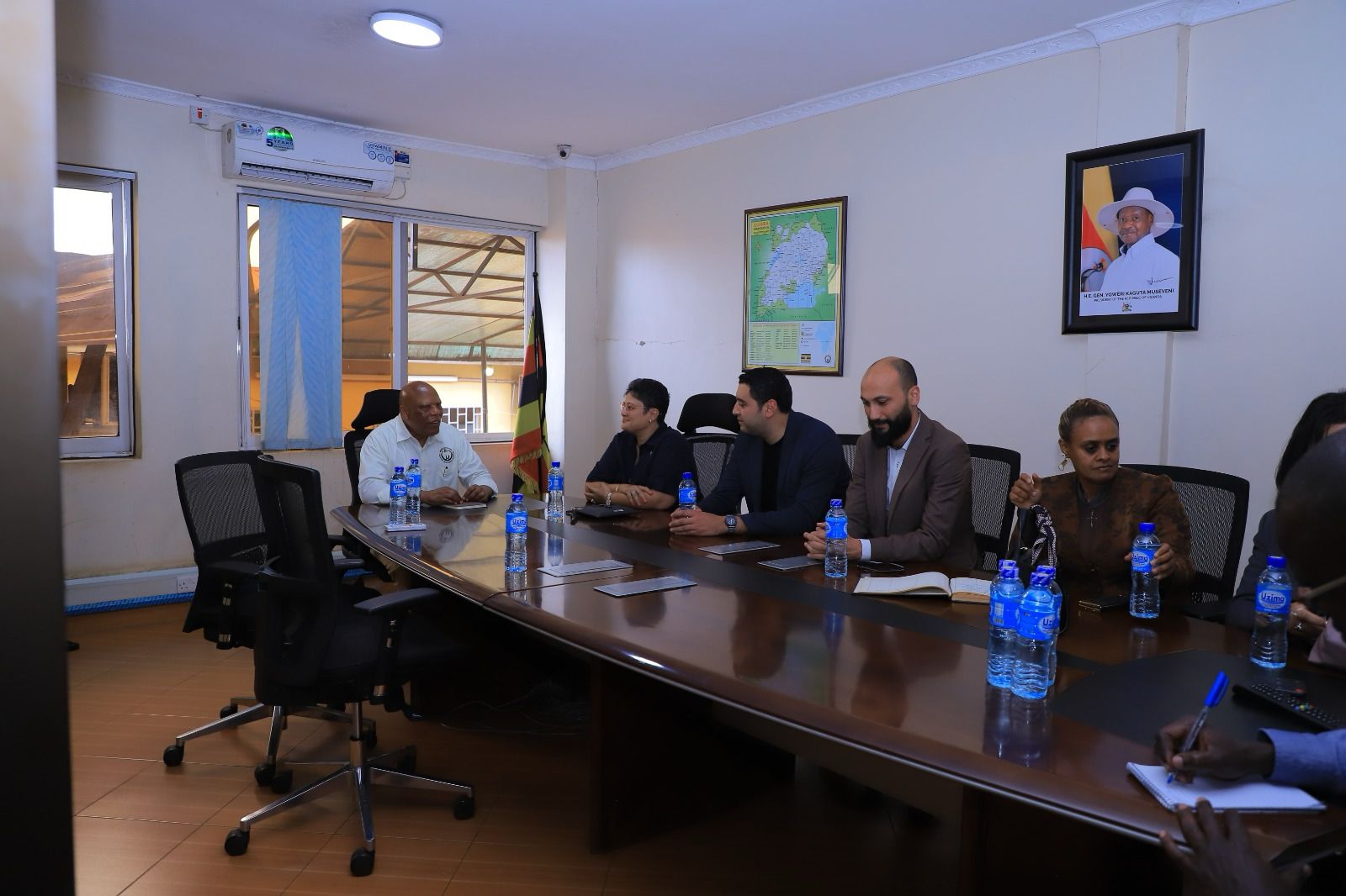 a3072cd3-4b4b-4def-9db6-7d90b265b479