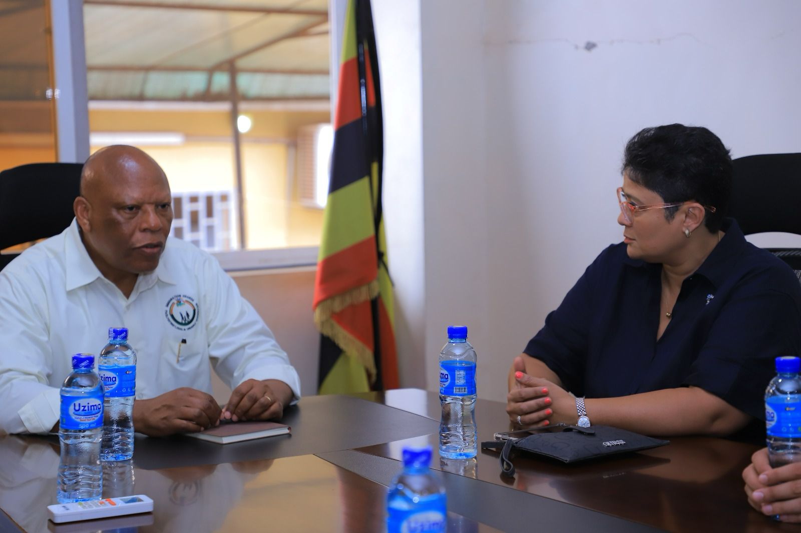 80ee330a-7f81-4e50-a473-396a8048175e