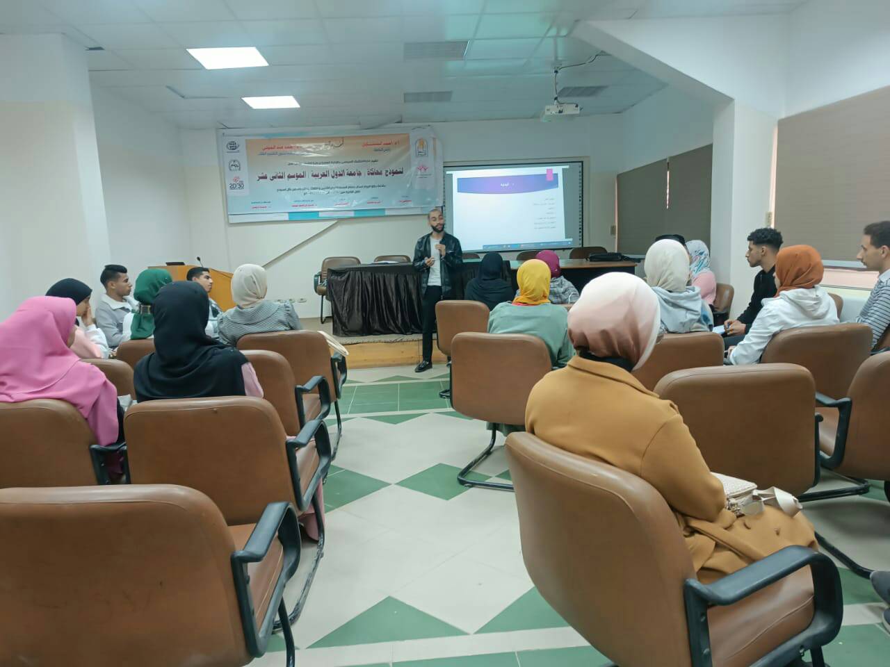 جانب من نموذج المحاكاة