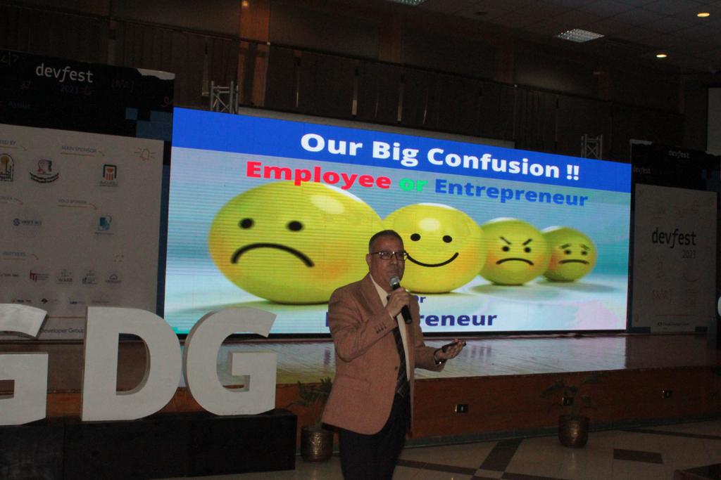 جانب من ورشة العمل