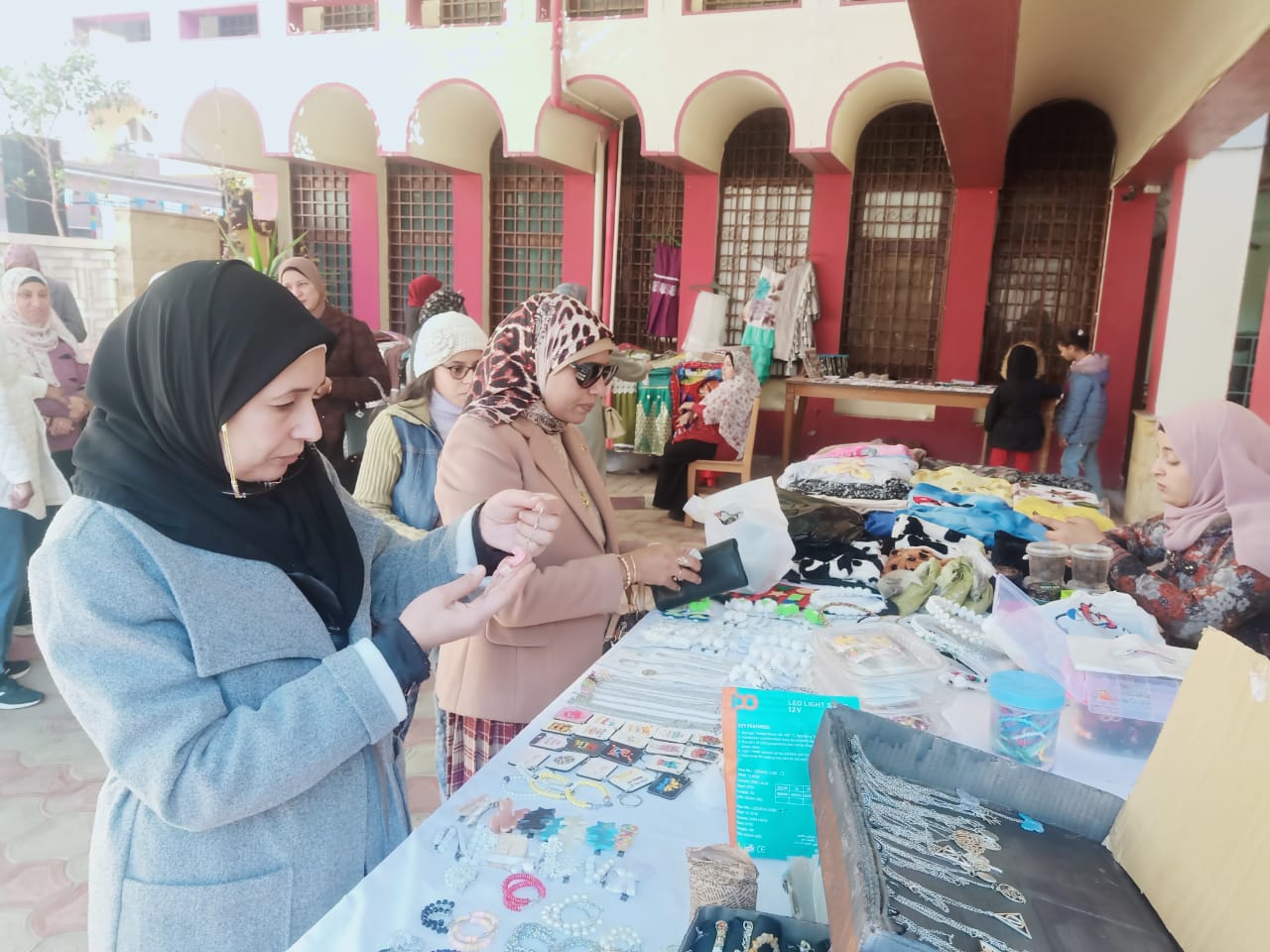 جانب من الزيارة