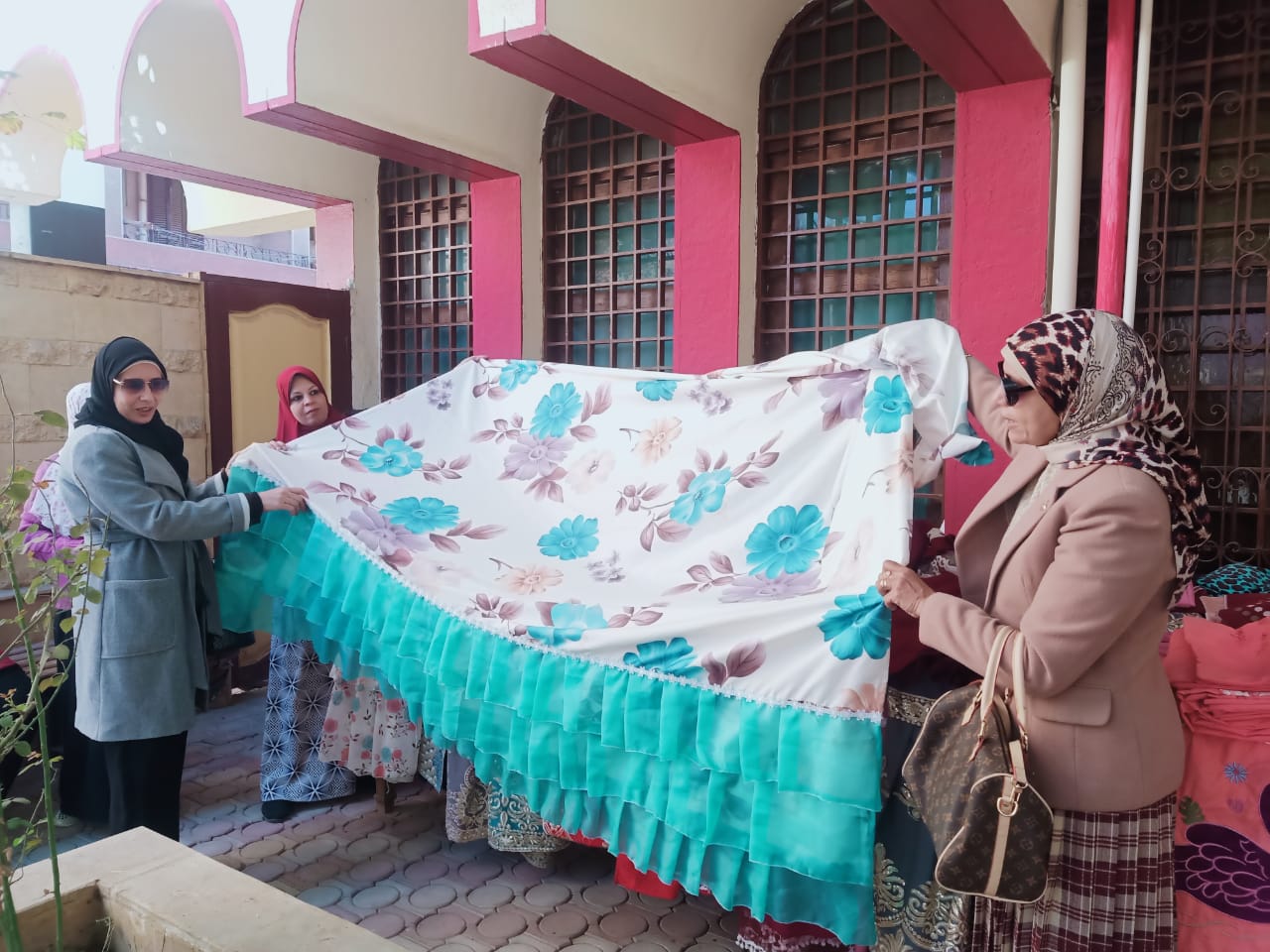 جانب من الزيارة