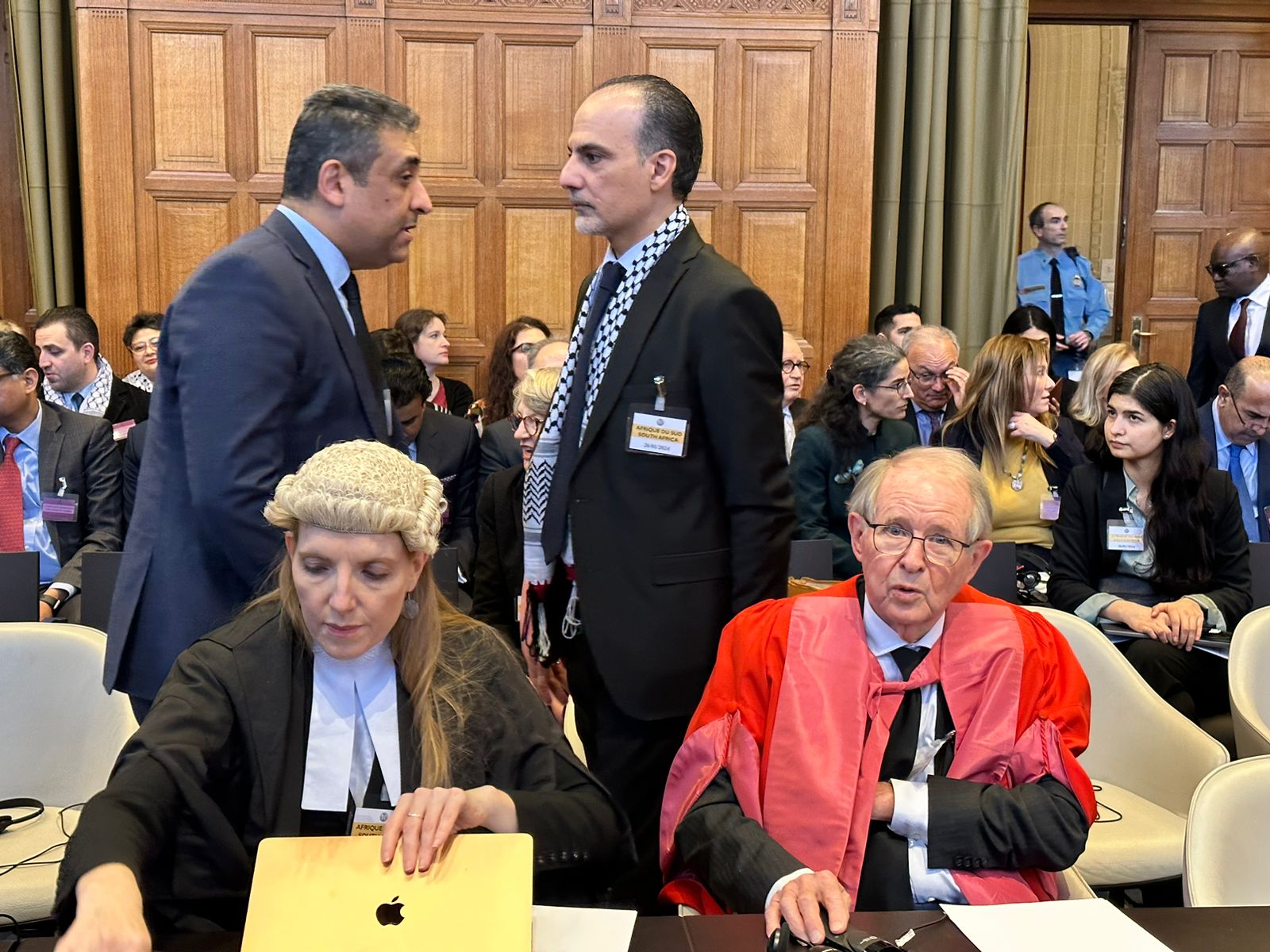 d4d251dc-5317-4376-b8bc-16d686493cc5