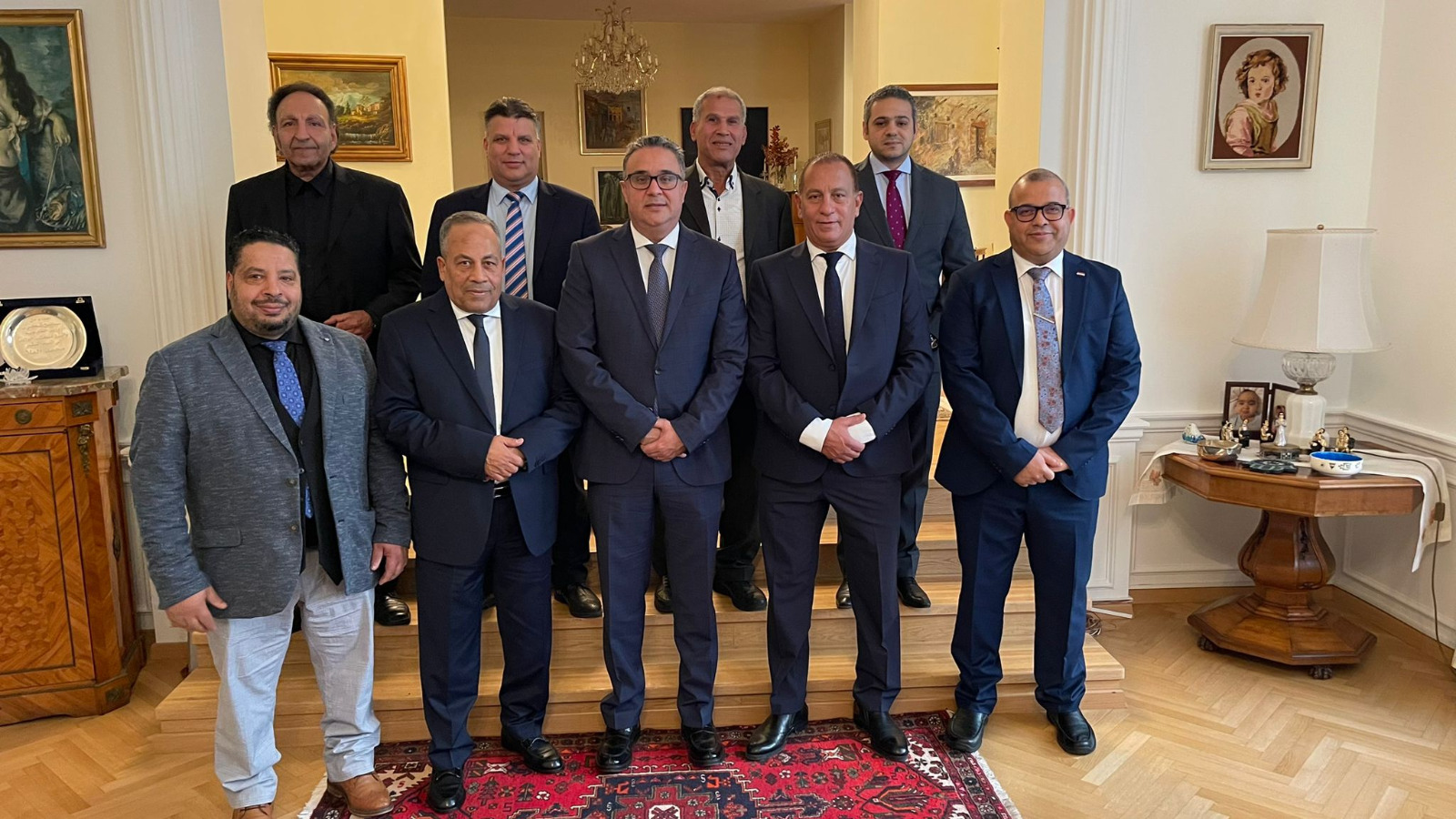 8ff757df-9854-4f59-b3ae-a03c81d3bb07