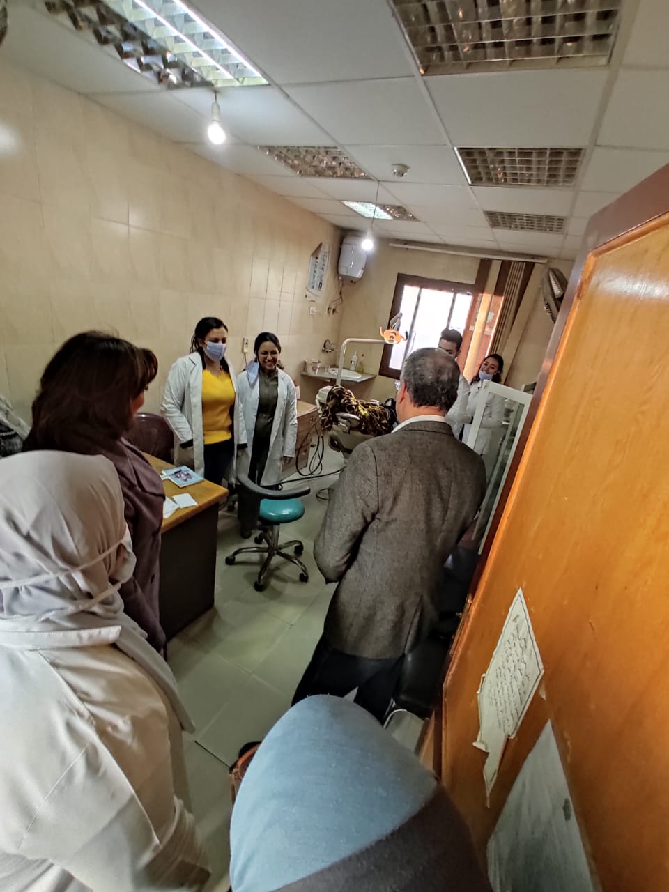 جانب من القافلة الطبية